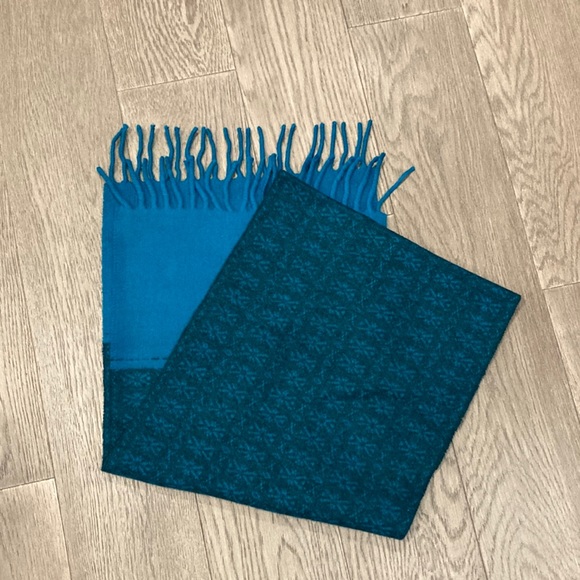 Harry Rosen Other - Teal Blue Harry Rosen 100% Wool Scarf